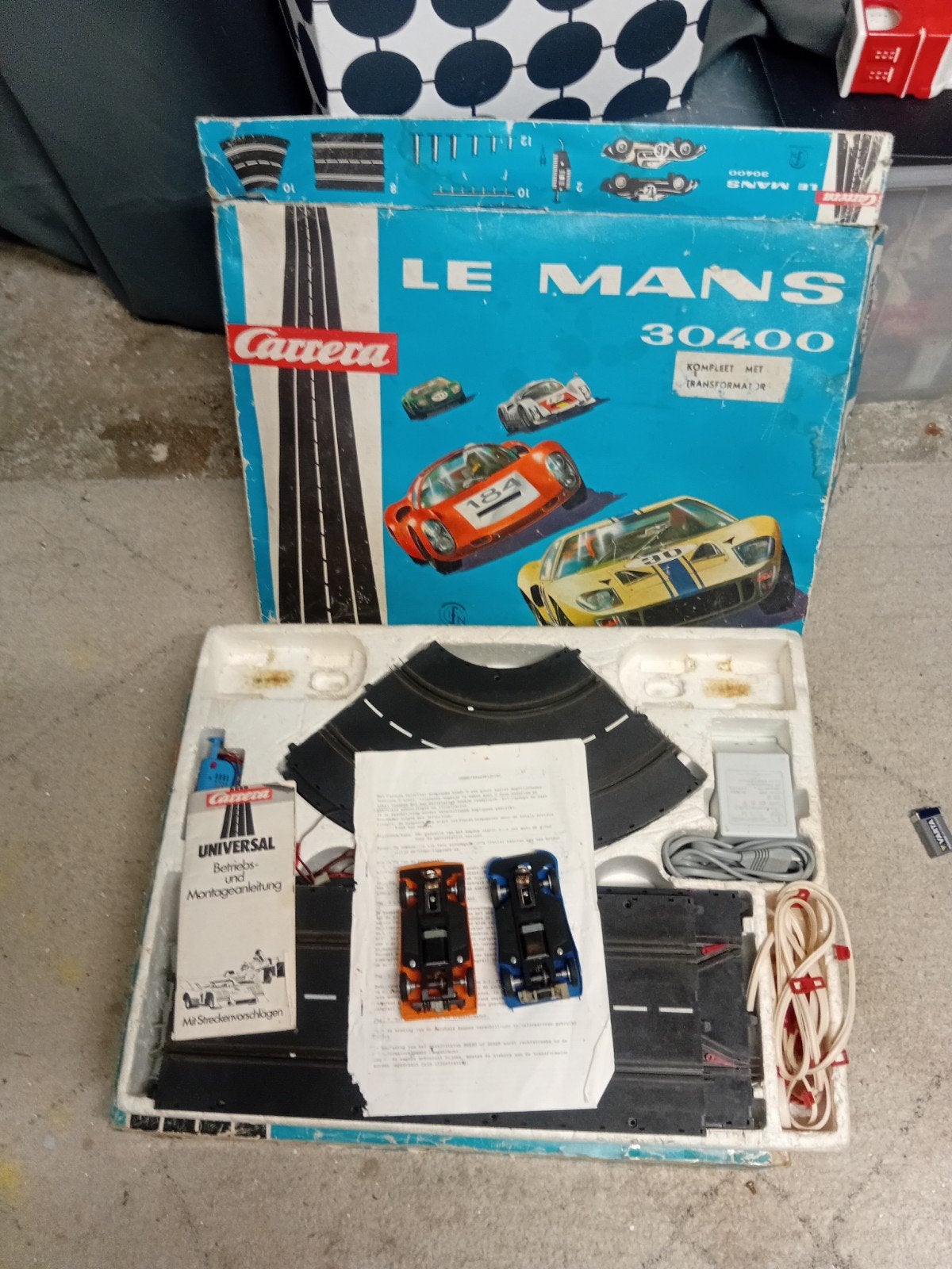 Carrera Le Mans 30400 Racebaan met 2 auto's en doos, Kinderen en Baby's, Speelgoed | Racebanen, Carrera, Ophalen of Verzenden