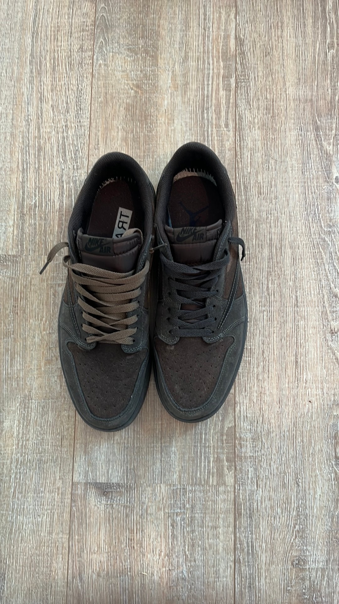 Travis Scott x Air Jordan 1 Low OG 'Black Phantom', Kleding | Heren, Schoenen, Ophalen of Verzenden, Zo goed als nieuw, Bruin