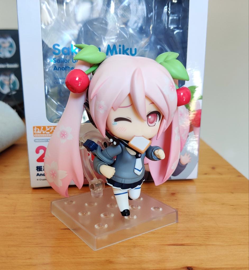 Sakura Miku School Uniform Nendoroid anime figure, Ophalen of Verzenden, Zo goed als nieuw