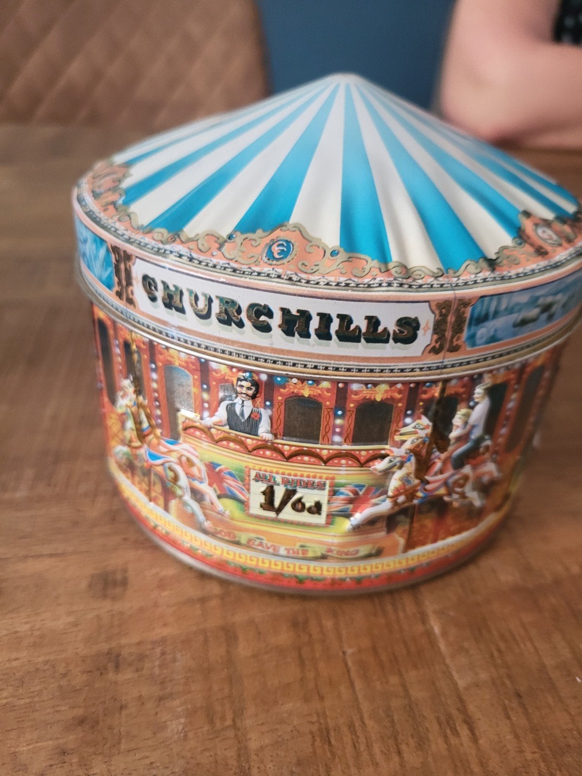 Vintage Churchills Carrousel Blik - Chocolade, Verzamelen, Blikken, Ophalen of Verzenden