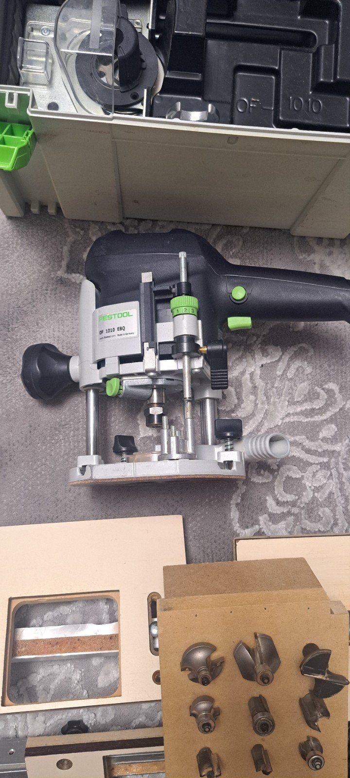 Festool OF 1010 EBQ Bovenfrees met accessoires, Ophalen of Verzenden, Zo goed als nieuw, Bovenfrees, Festool
