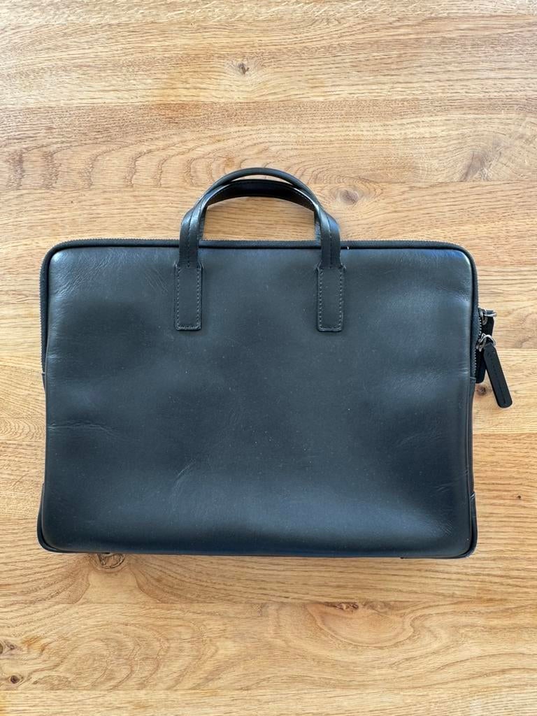 Horizn Studios Leren laptoptas 13–14” – Slim zwart, Ophalen of Verzenden, 14 inch, Zo goed als nieuw, Aktetas