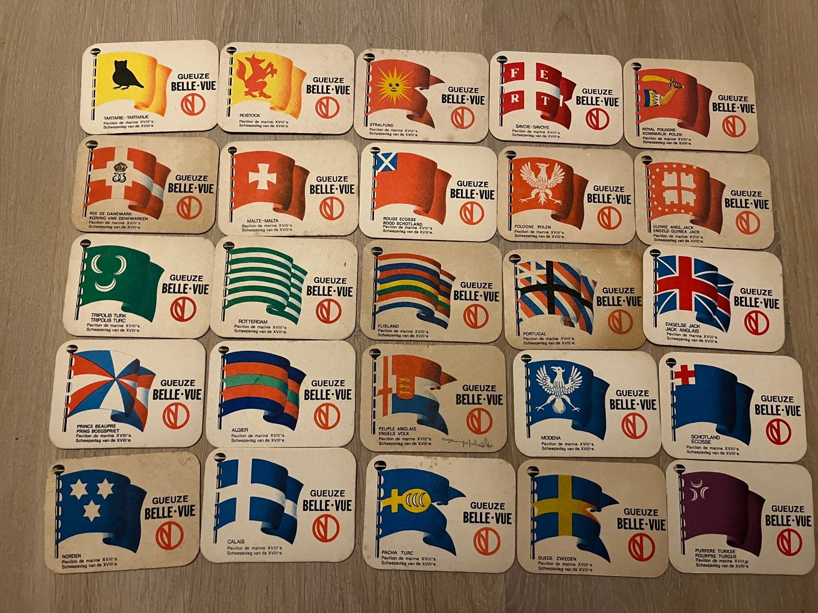 Bierviltjes Bellevue Belgie, Ophalen of Verzenden, Gebruikt, Viltje(s)