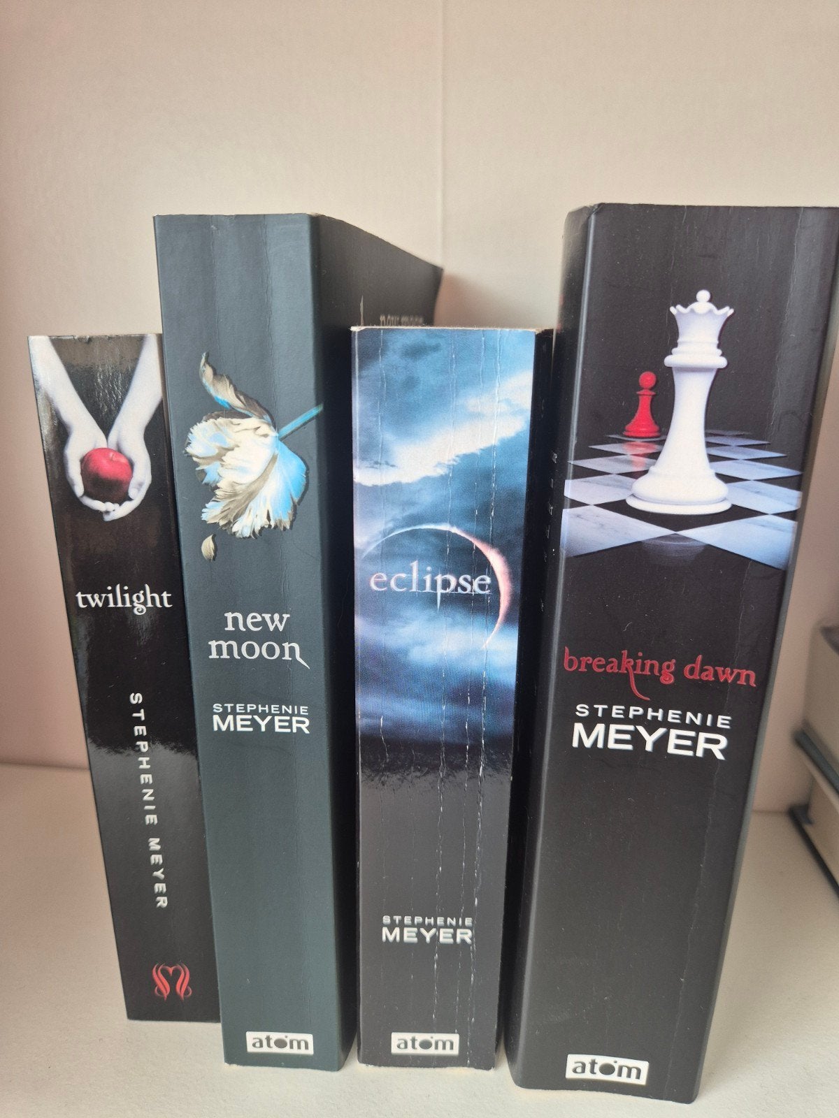 Twilight Saga Boekenreeks - Stephenie Meyer (4 delen), Boeken, Ophalen of Verzenden, Gelezen, Stephenie Meyer, Wereld overig