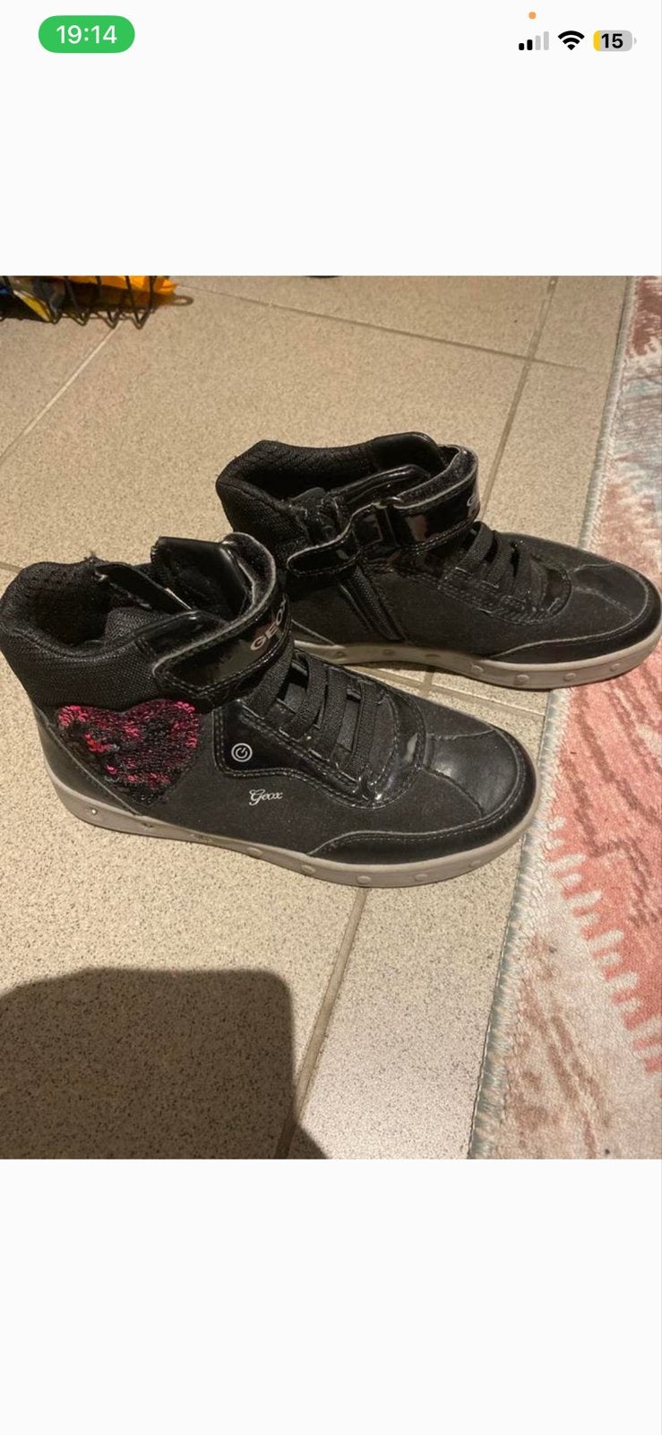Geox meisjes sneakers maat 31 zwart met roze hart, Ophalen of Verzenden, Gebruikt, Meisje, Schoenen