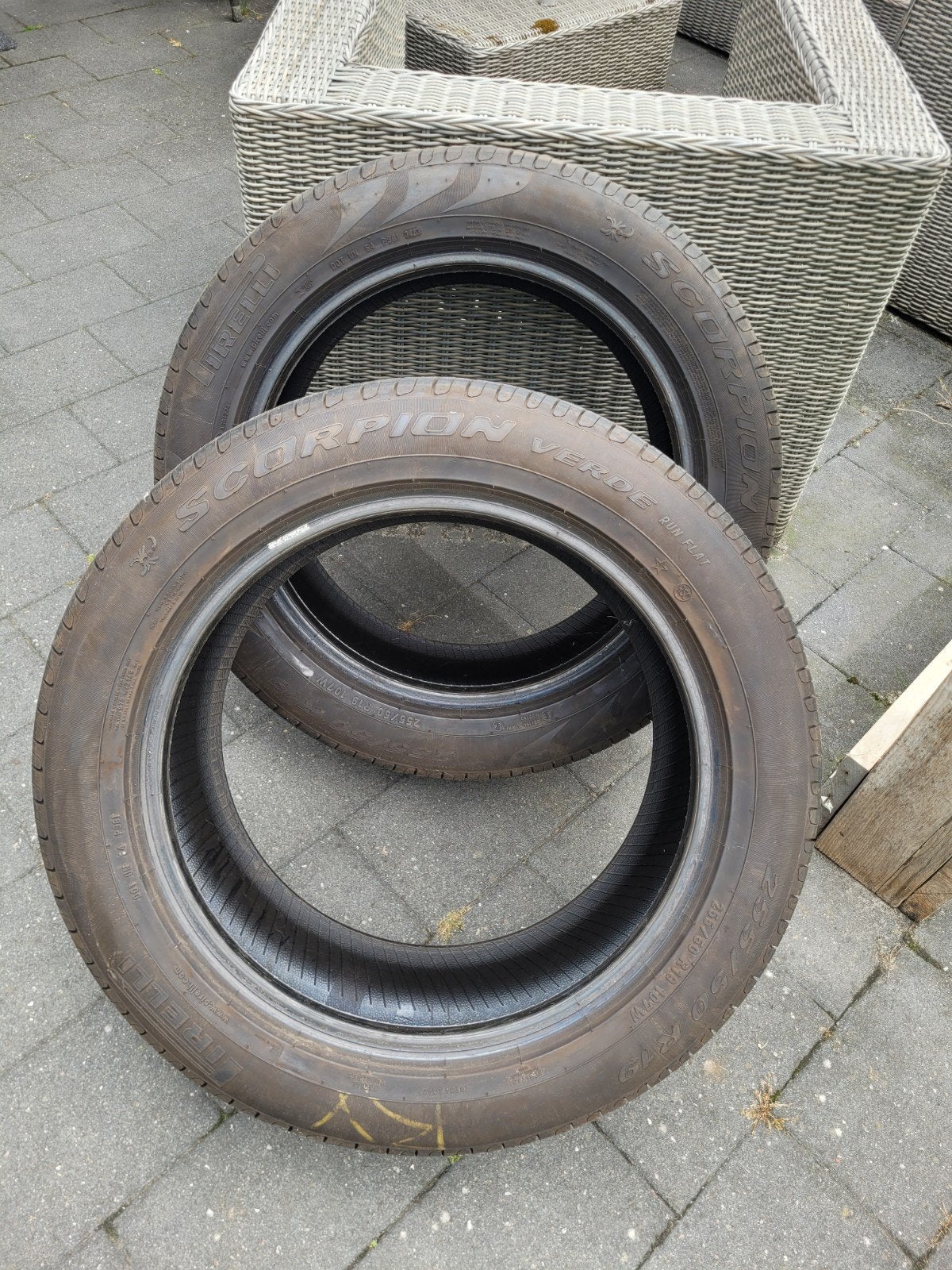 2x zgan Pirelli Run Flat banden 255/50 R19, Auto-onderdelen, 19 inch, Gebruikt, 255 mm, Ophalen of Verzenden