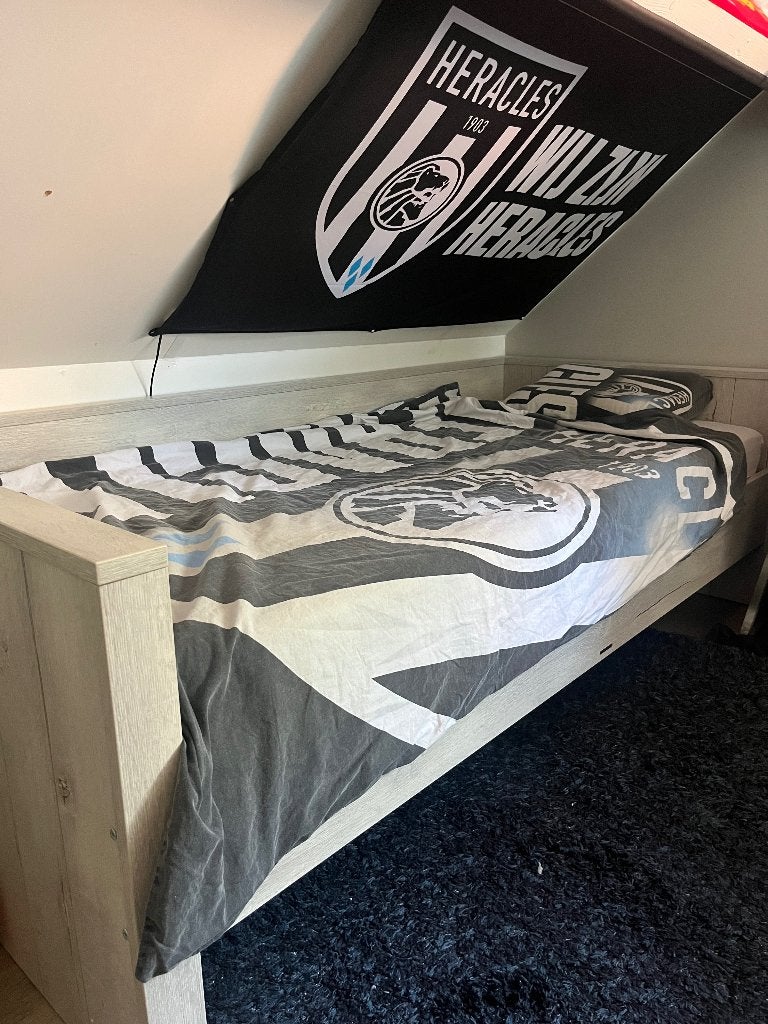 Stoere kinderkamer in Grijs/hout Kidsmill, Ophalen, Gebruikt, Jongetje