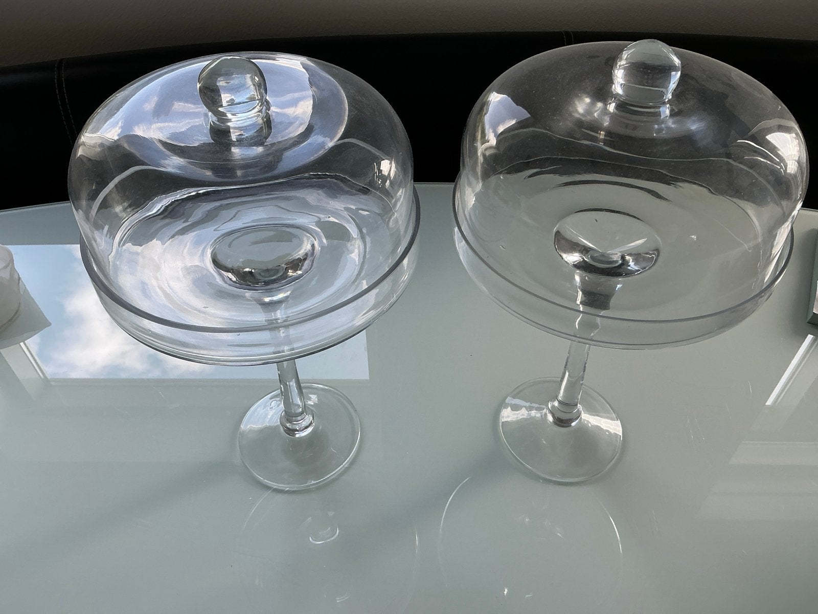 Glazen taartplateau met stolp - 23cm breed, 40cm hoog, Ophalen, Zo goed als nieuw