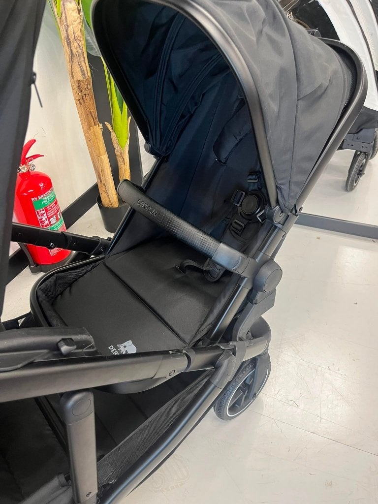 Evy² Duo Kinderwagen Zwart twee zitjes, Kinderen en Baby's, Buggy's, Deryan, Deryan, Ophalen of Verzenden, Deryan@Deryan.com