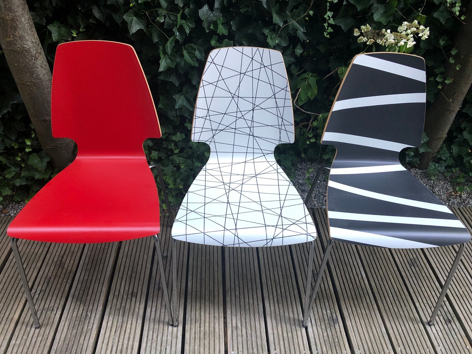 Vilmar IKEA Set van 3 design stoelen - rood, wit, zwart, Ophalen, Overige kleuren, Drie, Zo goed als nieuw