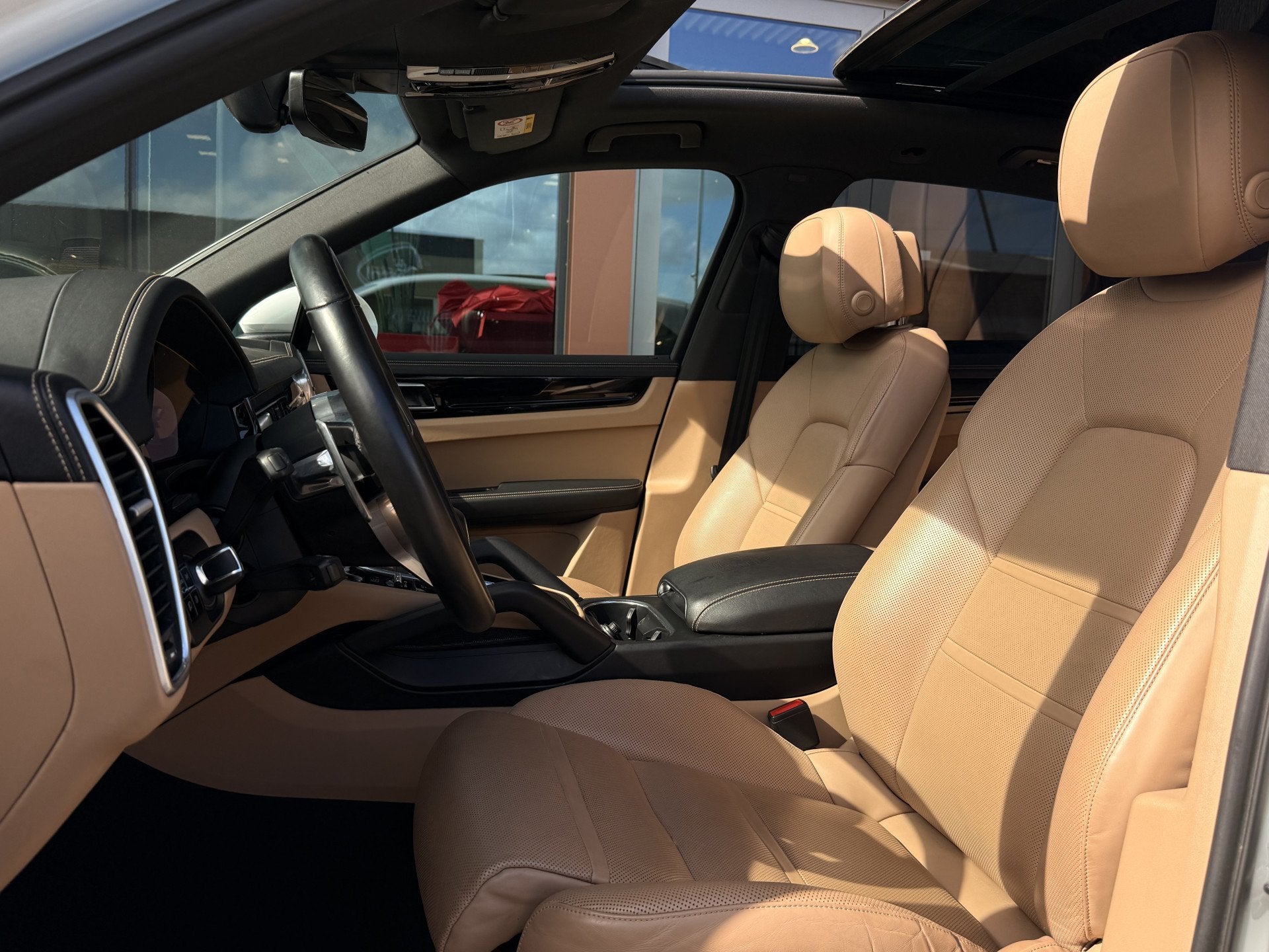 Foto 5 van Porsche Cayenne 3.0 | SportDesign | Pano | SportChrono | Luc