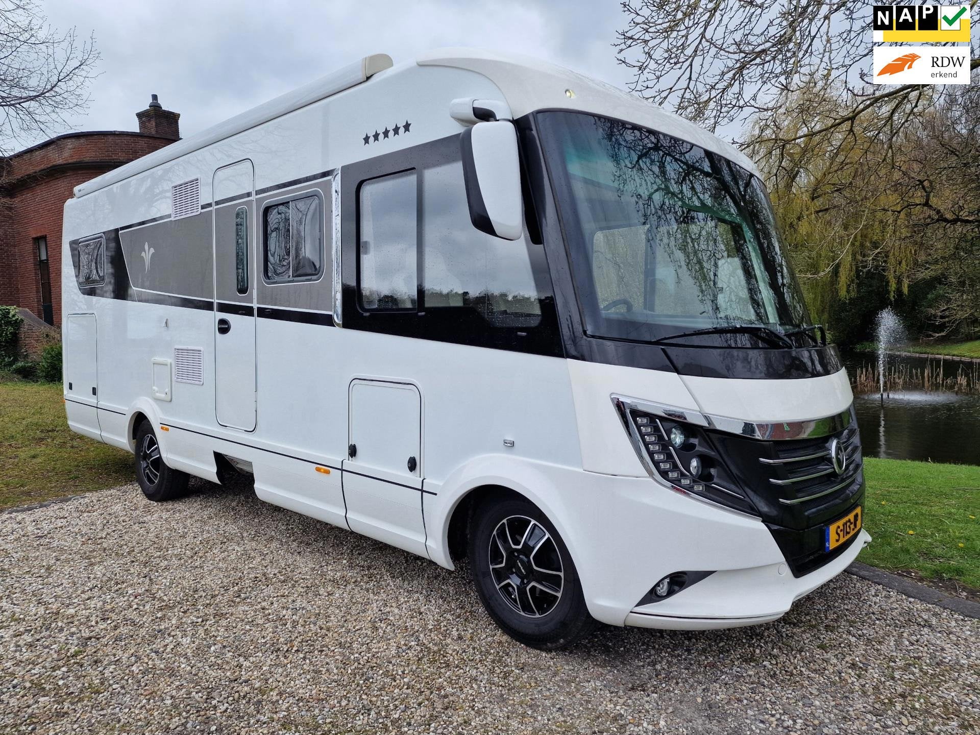 Niesmann-bischoff CLOU LINE XXL *hefbed* vastbed AUTOMAAT, Niesmann+Bischoff, Bedrijf, Diesel, Automaat