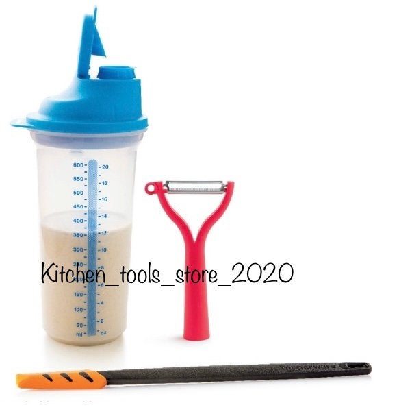 Nieuw tupperware set Quickshaker 600ml dunschiller en spatel, Ophalen of Verzenden, Nieuw, Blauw, Overige typen