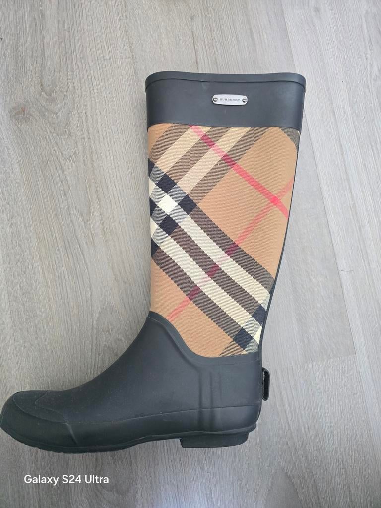 Burberry regenlaarzen met iconisch ruitpatroon, Zwart, Ophalen of Verzenden, Regenlaarzen, Burberry