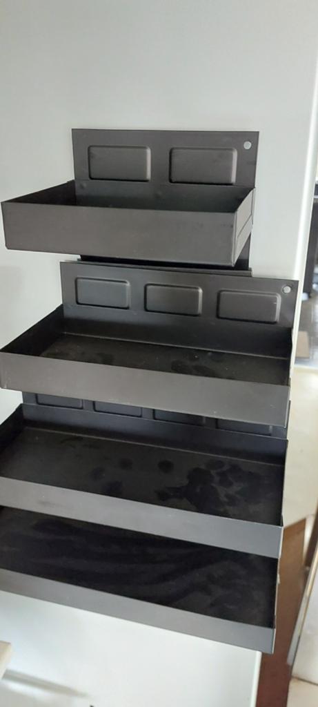 4 magneetbakjes, Ophalen of Verzenden, Zo goed als nieuw