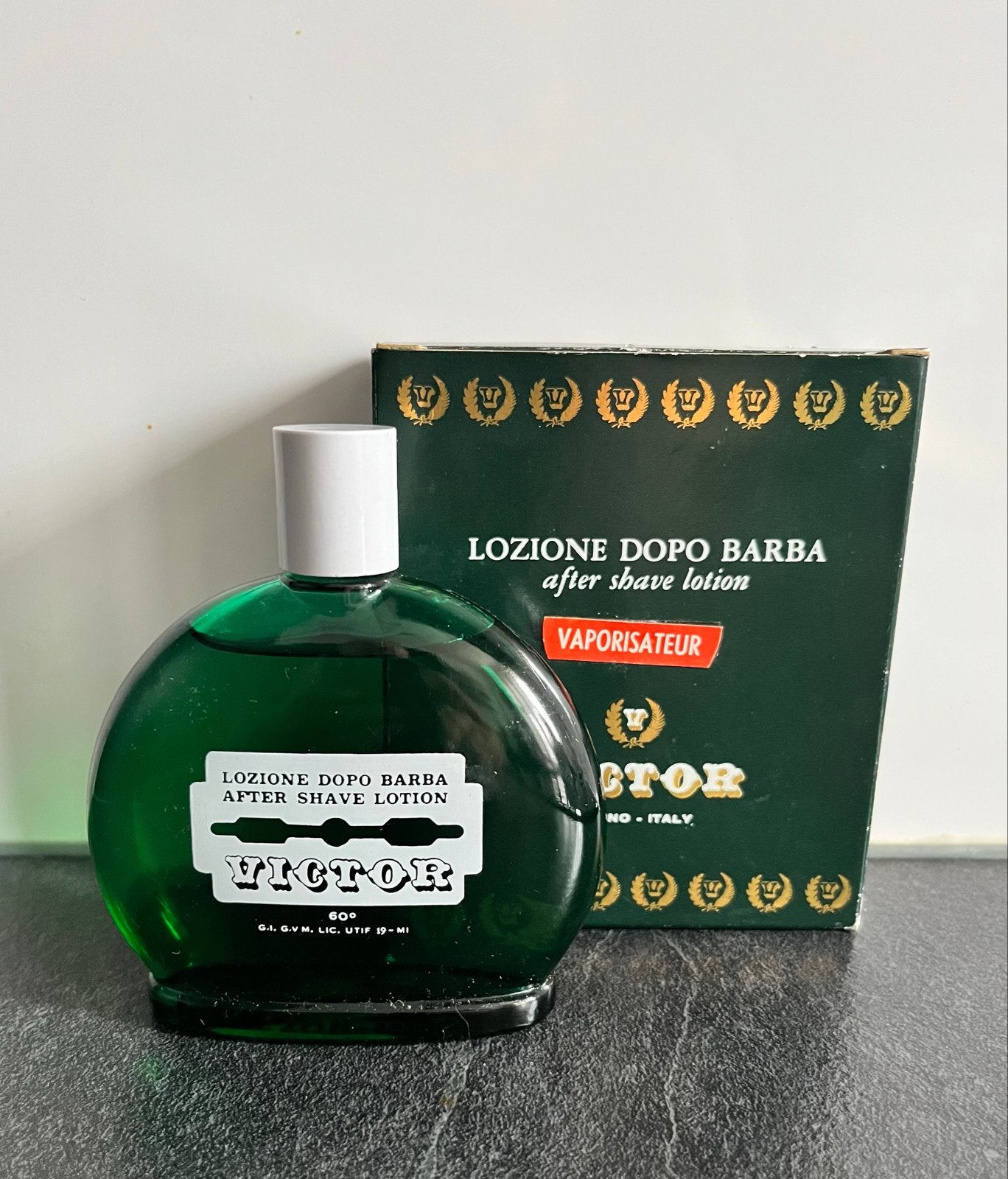 Vintage Victor Aftershave Lotion Italiaans  - Nieuw in doos, Ophalen of Verzenden