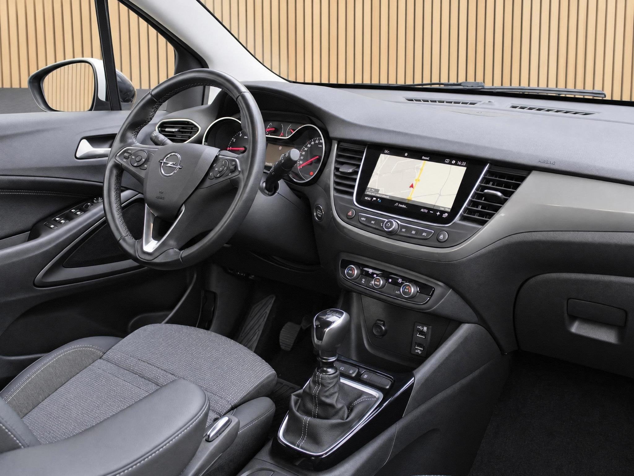 Opel Crossland 1.2 Turbo Elegance | Camera/Trekhaak/Climate/, Voorwielaandrijving, Gebruikt, Euro 6, 1199 cc