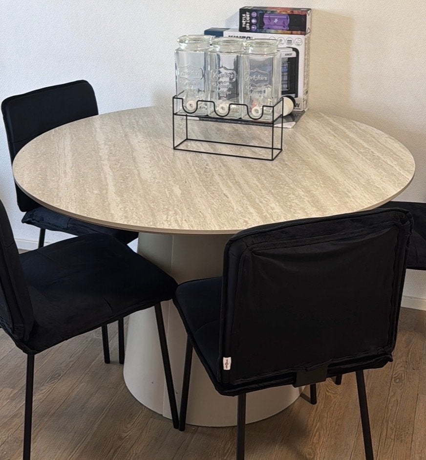 JYSK eettafel met lichte beschadiging