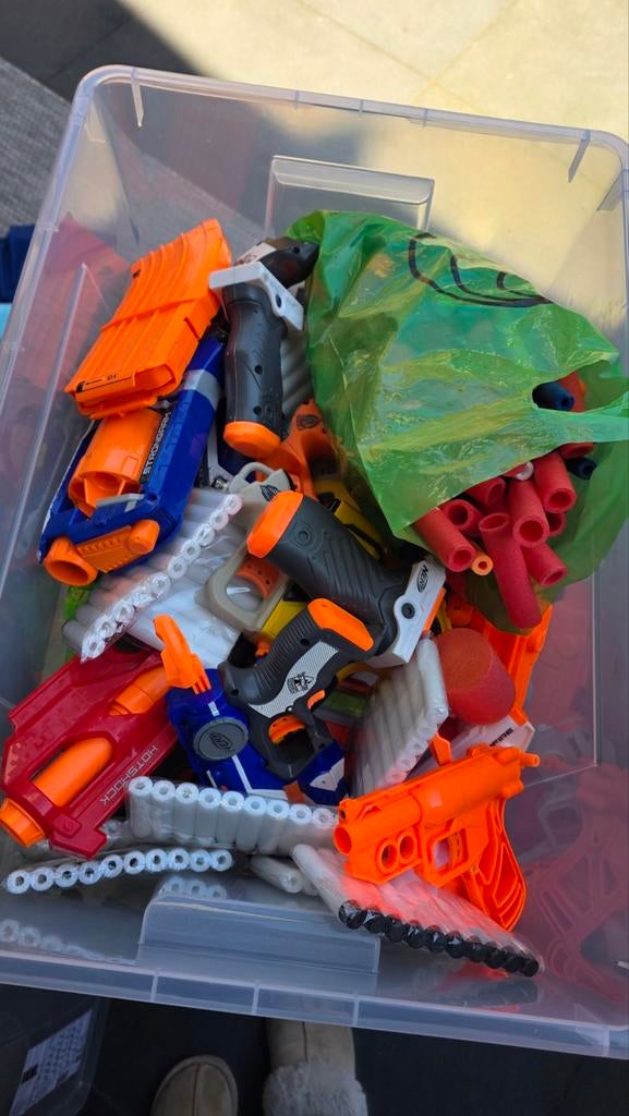 Bak vol nerf, Ophalen of Verzenden, Zo goed als nieuw