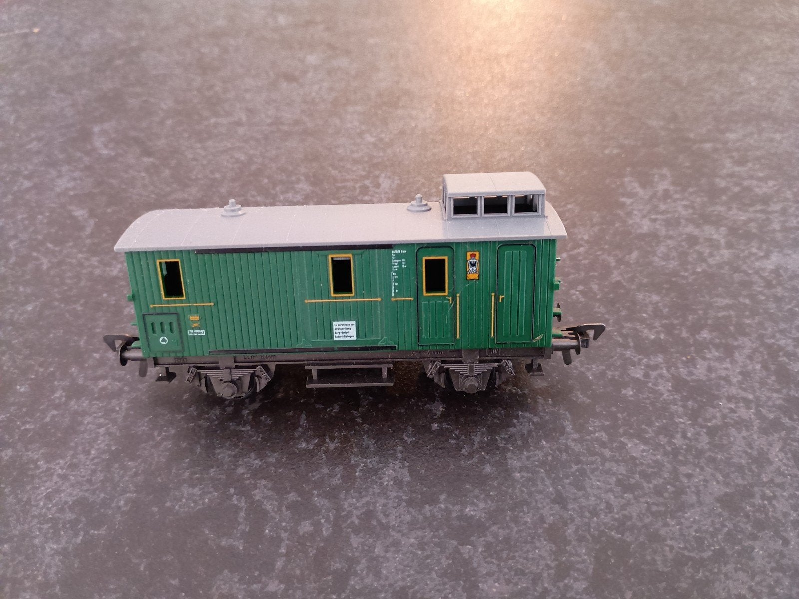 Heineken Bier Wagon en Groene Goederenwagon Fleischmann no, Ophalen of Verzenden, Gelijkstroom, Wagon