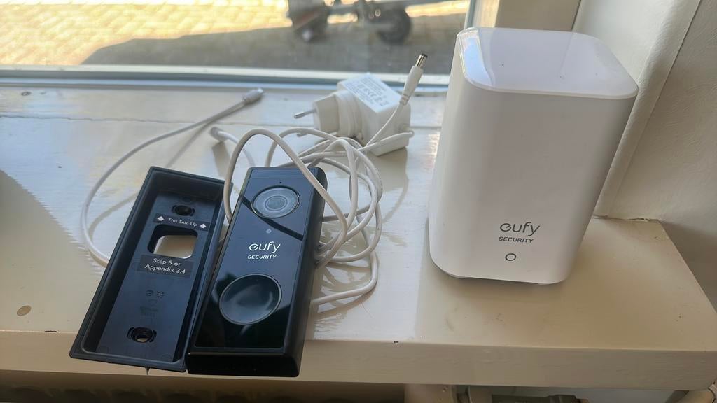 Eufy homebase 2 + eufy video doorbell 2k, Ophalen of Verzenden, Zo goed als nieuw