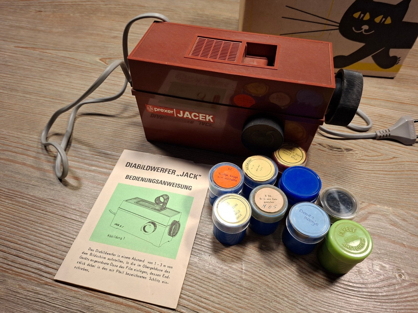 Vintage Diaprojector Jacek met  9 Disney filmstrips, Ophalen of Verzenden, Gebruikt