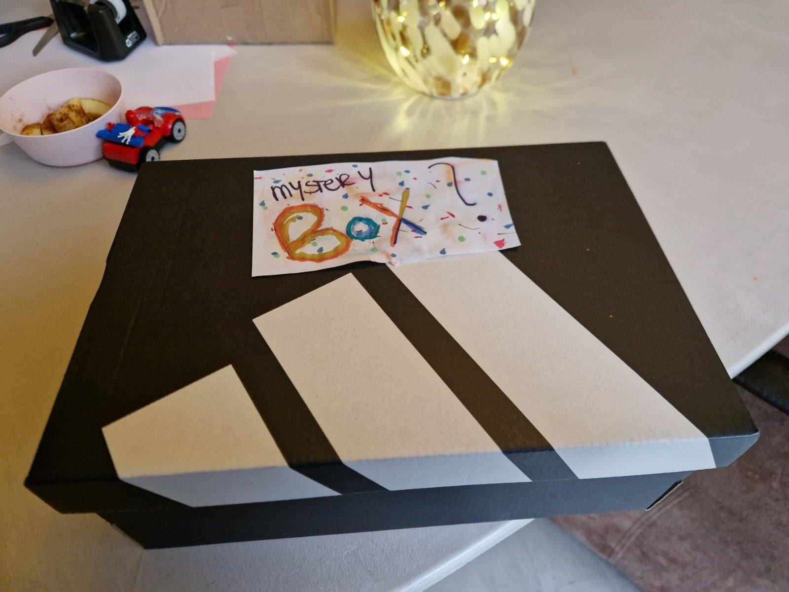 Mystery box voor jongens, Ophalen, Zo goed als nieuw