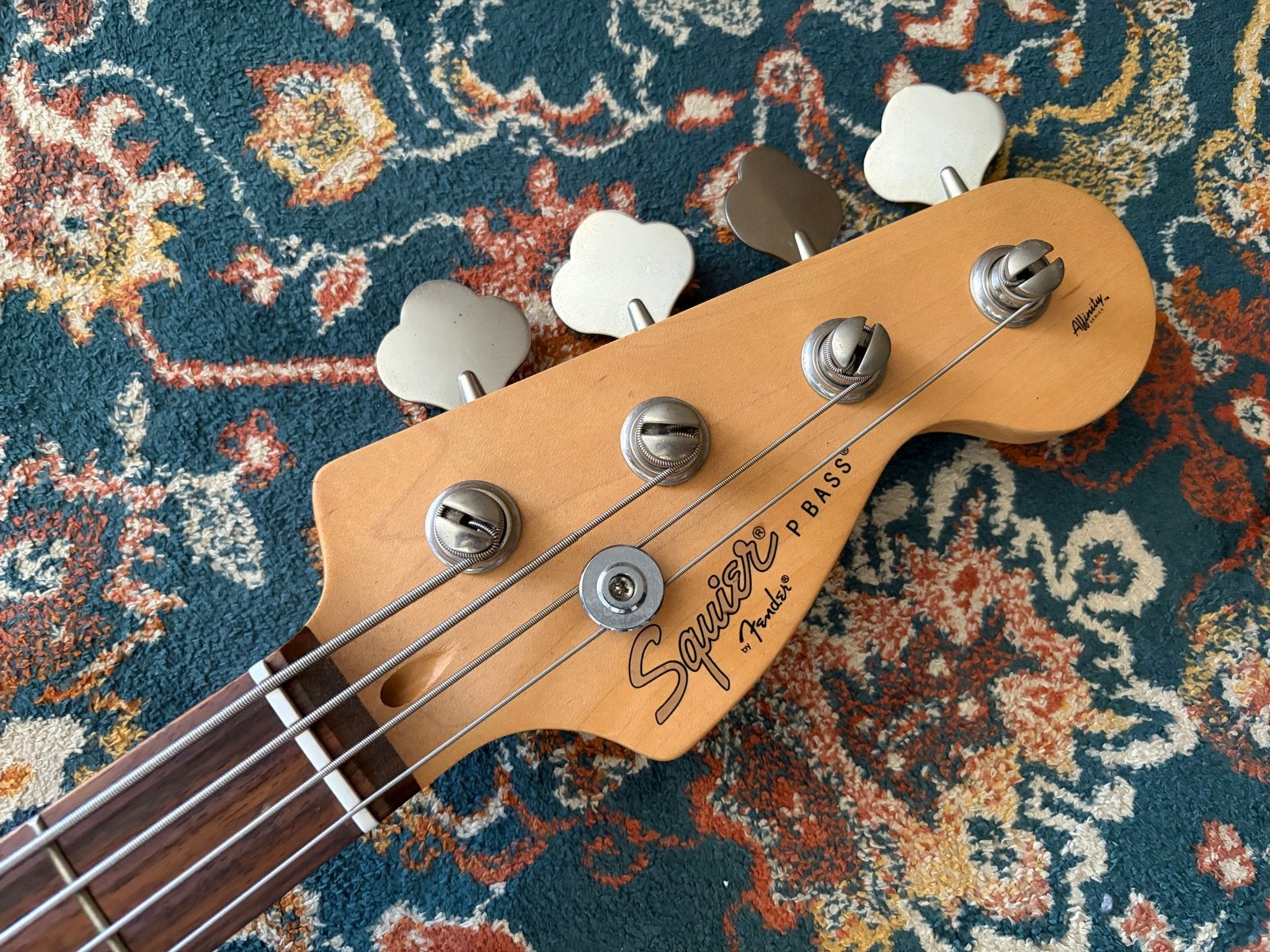 Squier P Bass by Fender - Zo goed als nieuw, Ophalen, Zo goed als nieuw, Elektrisch