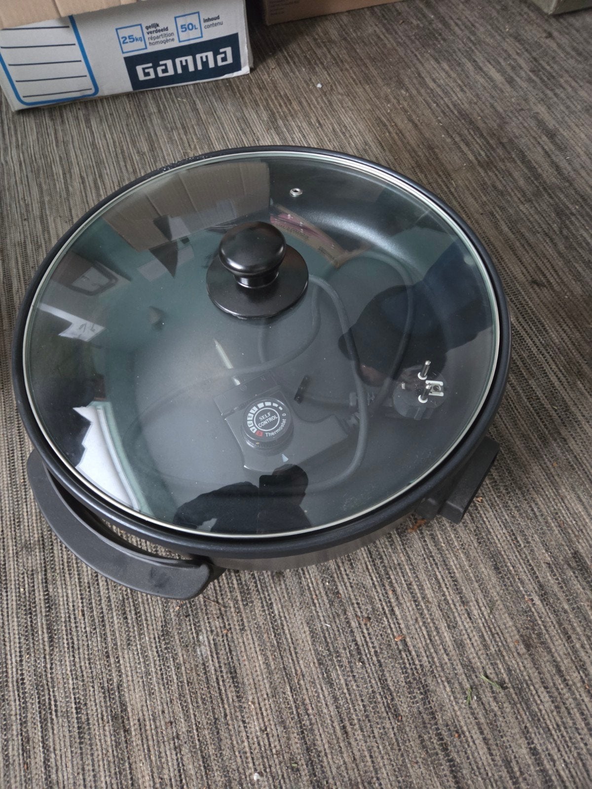 Bestron AHP1500Z Elektrische Kookpan - Zo goed als nie, Ophalen, Minder dan 85 cm, 3 kookzones of minder, Zo goed als nieuw
