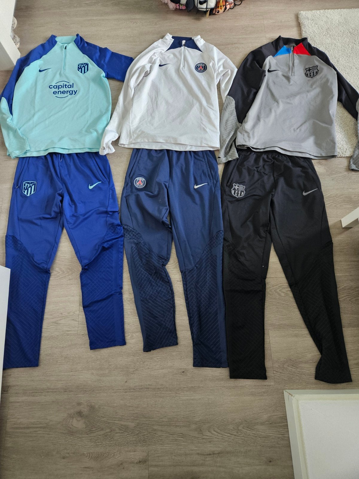 3 x strike NIKE pak trainingspak maat XL (158-170), Ophalen of Verzenden, Zo goed als nieuw, Jongen of Meisje, Sport- of Zwemkleding