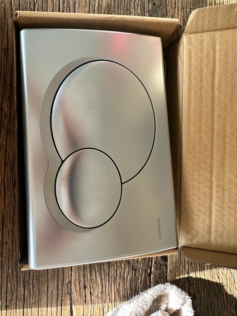 Geberit Sigma20 bedieningsplaat voor toilet, Ophalen of Verzenden, Zo goed als nieuw, Rvs, Toilet