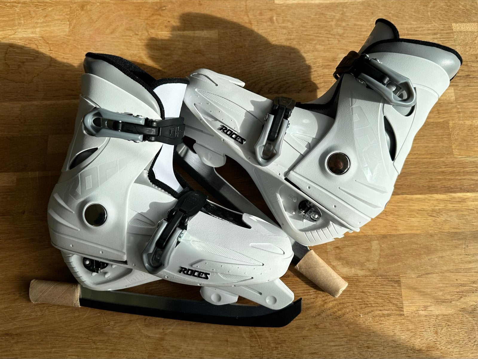 Roces verstelbare ijshockeyschaatsen maat 30-35, Ophalen of Verzenden, Zo goed als nieuw, IJshockeyschaatsen, Overige merken