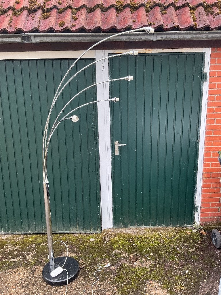 Gratis af te halen: 5-armige staande chromen lamp, Huis en Inrichting, Lampen | Vloerlampen, Ophalen, Gebruikt, 200 cm of meer