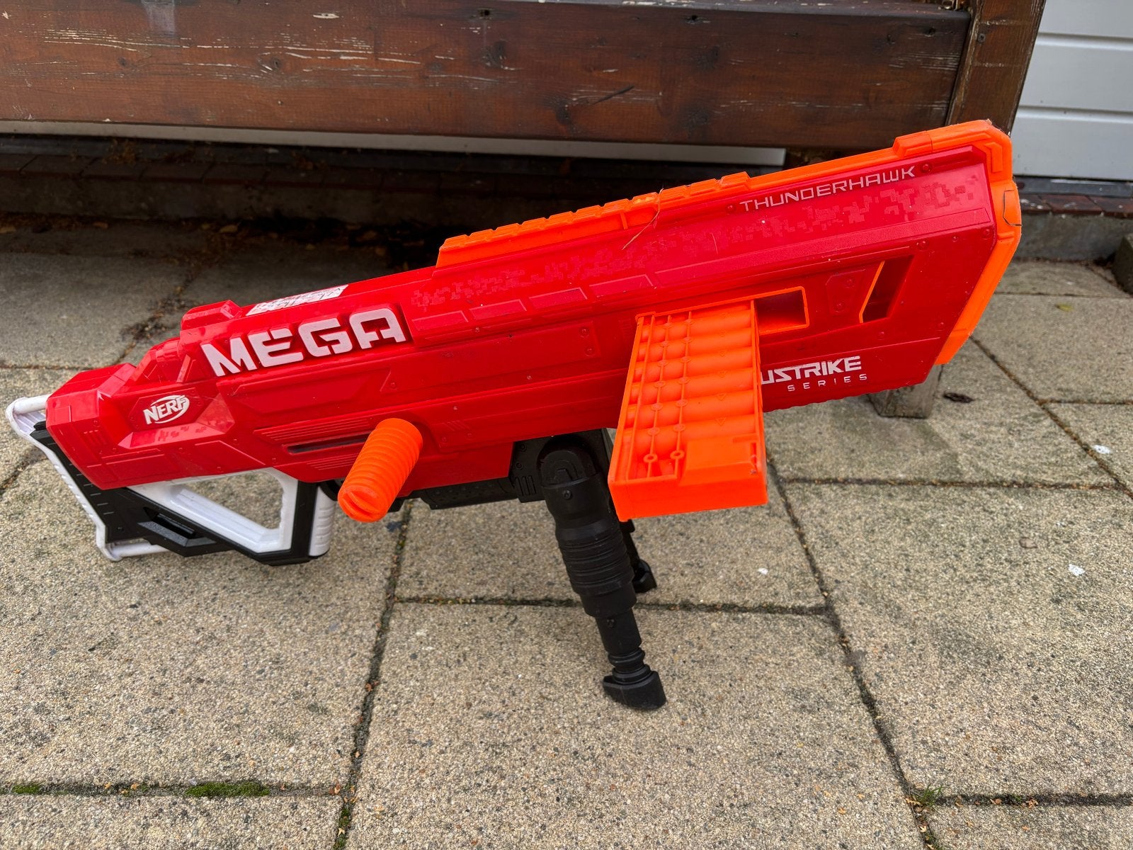 Nerf Mega Thunderhawk Accustrike Series Blaster, Ophalen, Zo goed als nieuw, Jongen of Meisje