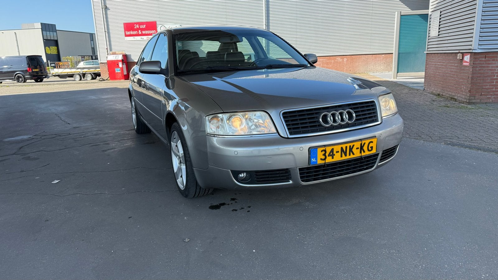 Audi A6 2.4 V6 125KW AUT 2003 Grijs, 1490 kg, Particulier, 170 pk, 1700 kg