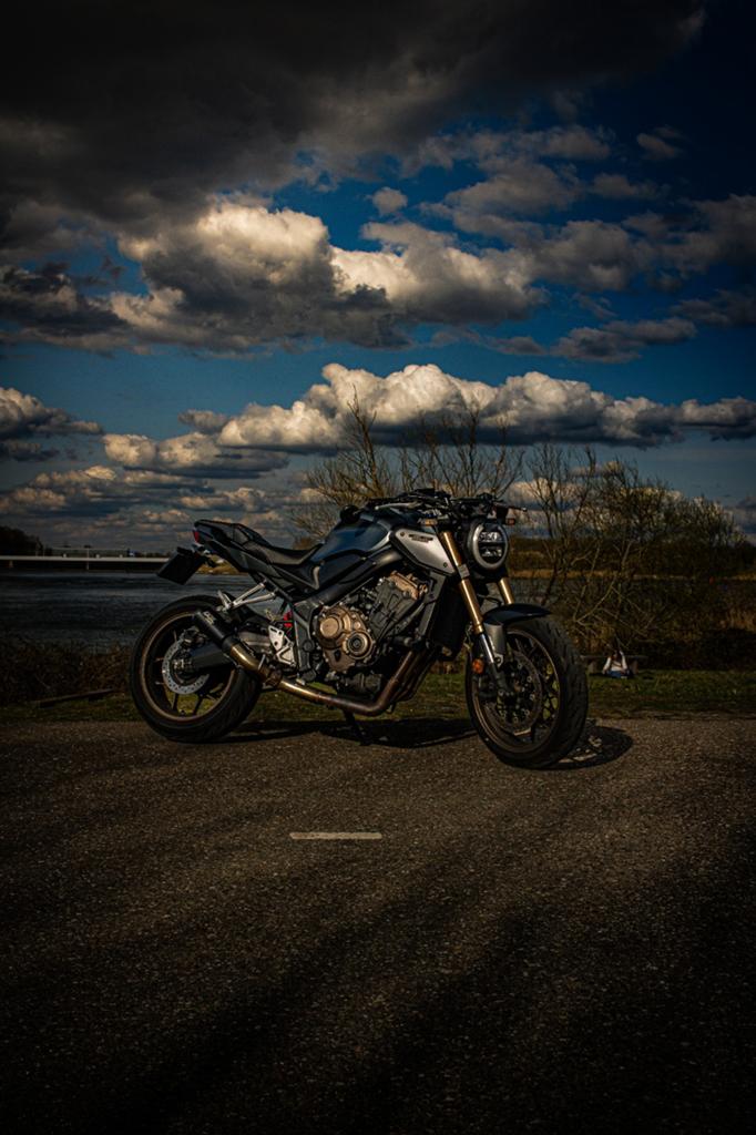 Honda CB650R (2024) - Zo goed als nieuw, 35.000 km, LED Verlichting, 4 cilinders, Gebruikt, Particulier