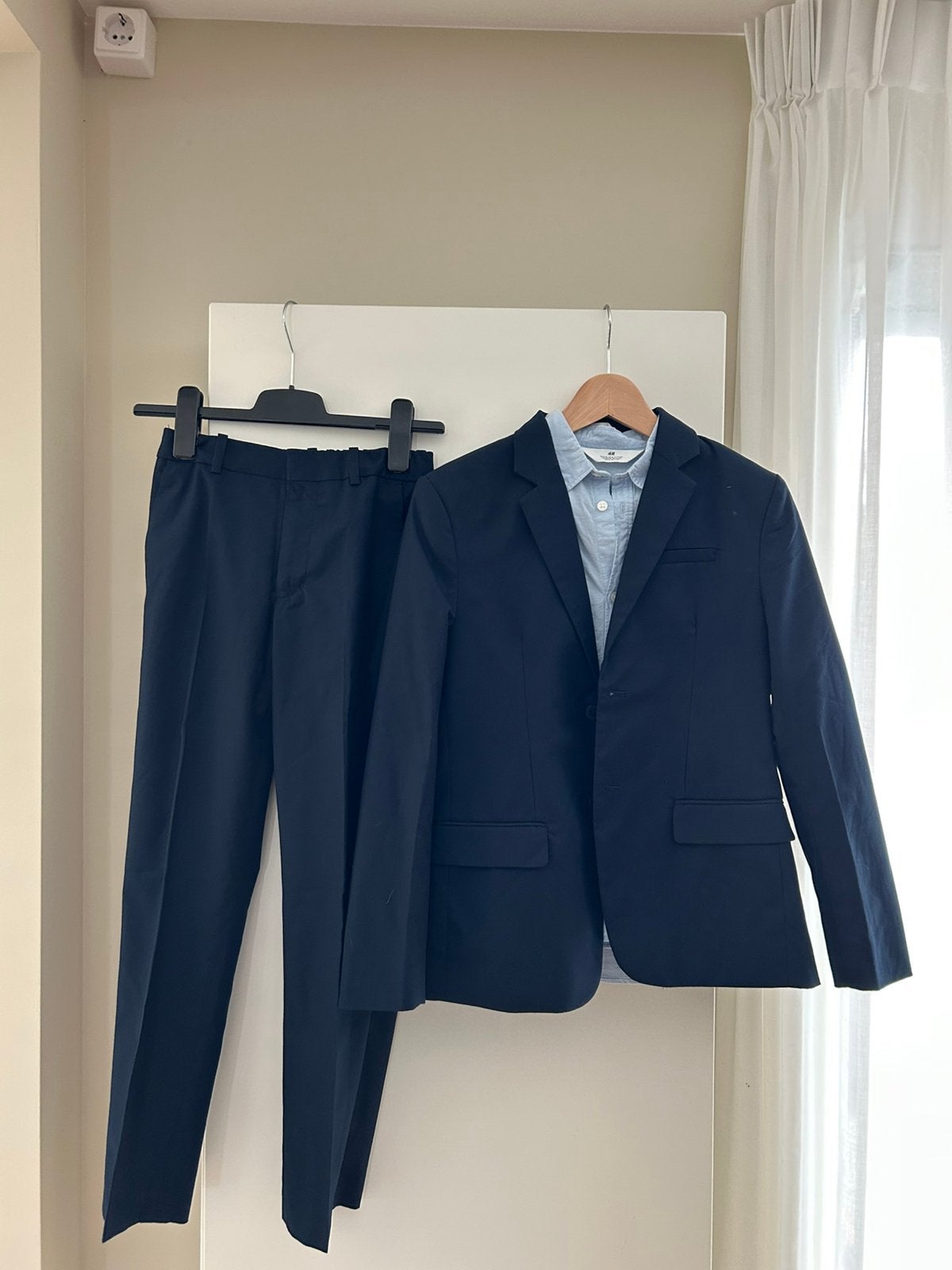 *** Kostuum H&M mt 152/158 ***, Ophalen of Verzenden, Zo goed als nieuw, Jongen, Setje