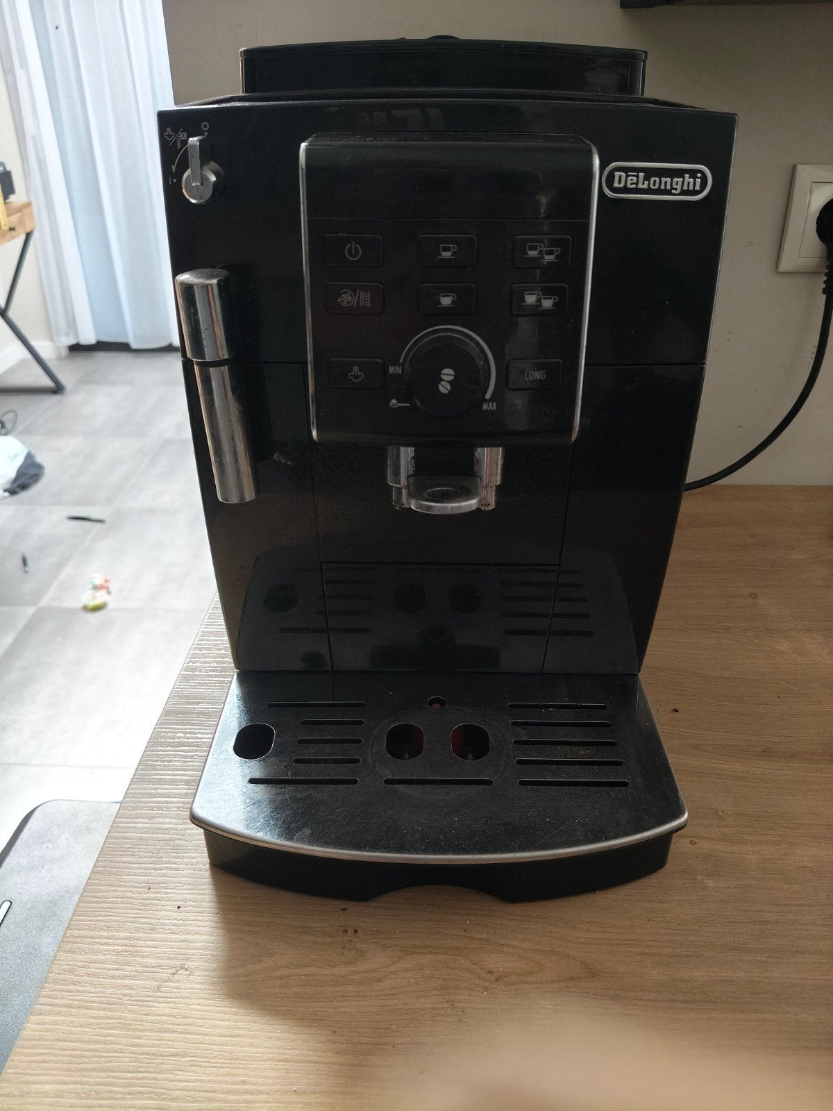 DeLonghi volautomatische koffiemachine, Ophalen, Gebruikt, Espresso apparaat, Koffiebonen