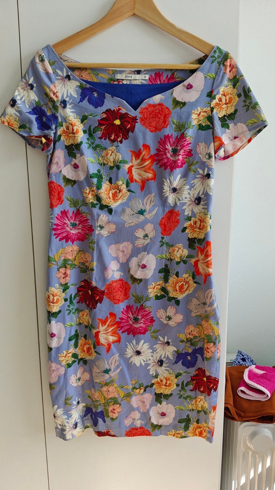 Steps jurk met bloemenprint maat 38, Maat 38/40 (M), Meerkleurig, Ophalen of Verzenden, Zo goed als nieuw