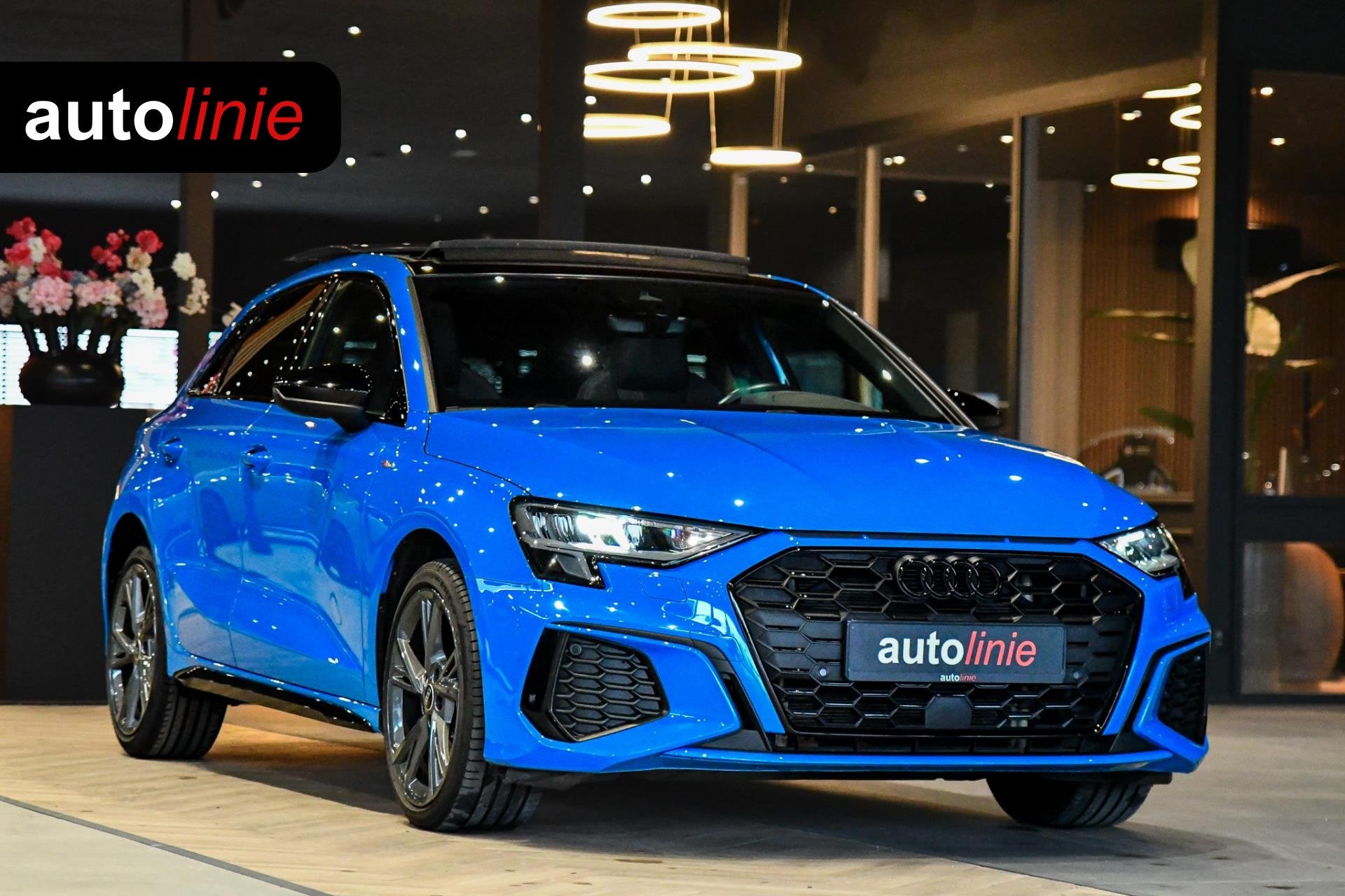 Audi A3 Sportback 45 TFSI e 3x S-Line Competition. Pano, ACC, Gebruikt, Zwart, 4 cilinders, Blauw