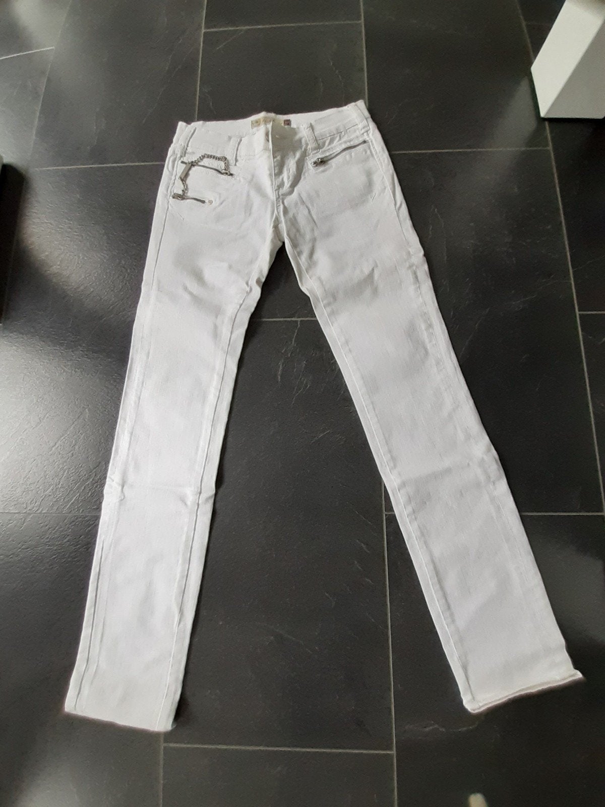 Zgan leuke witte broek maat 27 koopje nu, Maat 38/40 (M), Fishbone, Wit, Ophalen of Verzenden