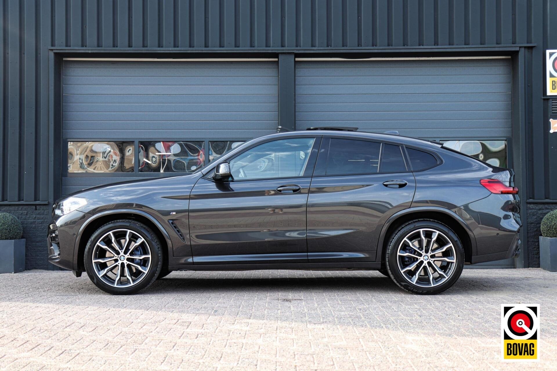 BMW X4 xDrive30i M-Sport M-Pakket |PANODAK|H&K|MEMORY|KEYLES, Auto's, Automaat, Gebruikt, 4 cilinders, Bedrijf