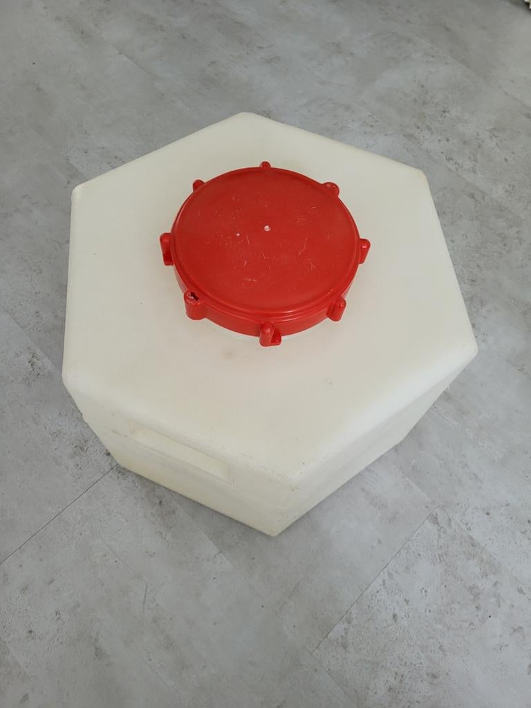 Zeshoekig jerrycan, Ophalen of Verzenden