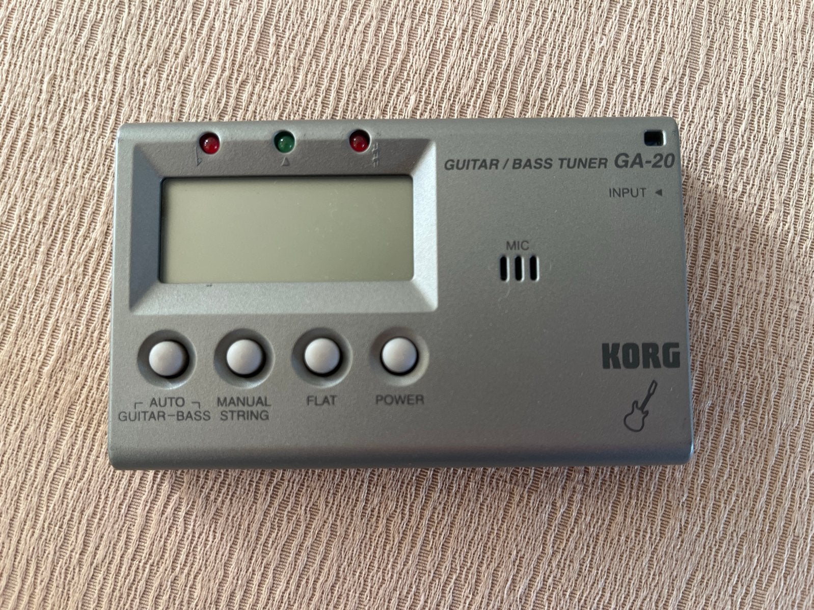 Korg GA-20 Gitaar/Bas Tuner met originele doos, Ophalen of Verzenden, Gebruikt, Akoestische basgitaar