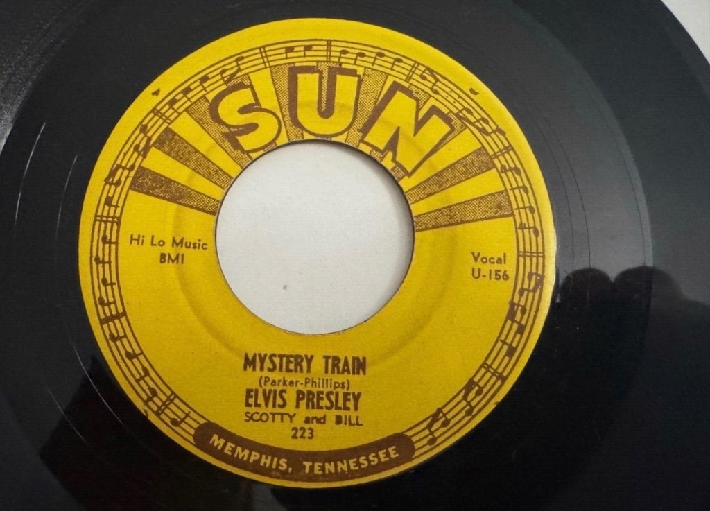 Elvis Presley - Mystery Train, I Forgot To Remember To Forge, Gebruikt, 7 inch, Single, Ophalen of Verzenden