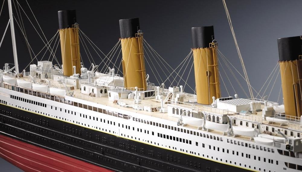 Gezocht: hersteller schip modelbouw, Ophalen of Verzenden, Gebruikt, Motorboot, Schaalmodel