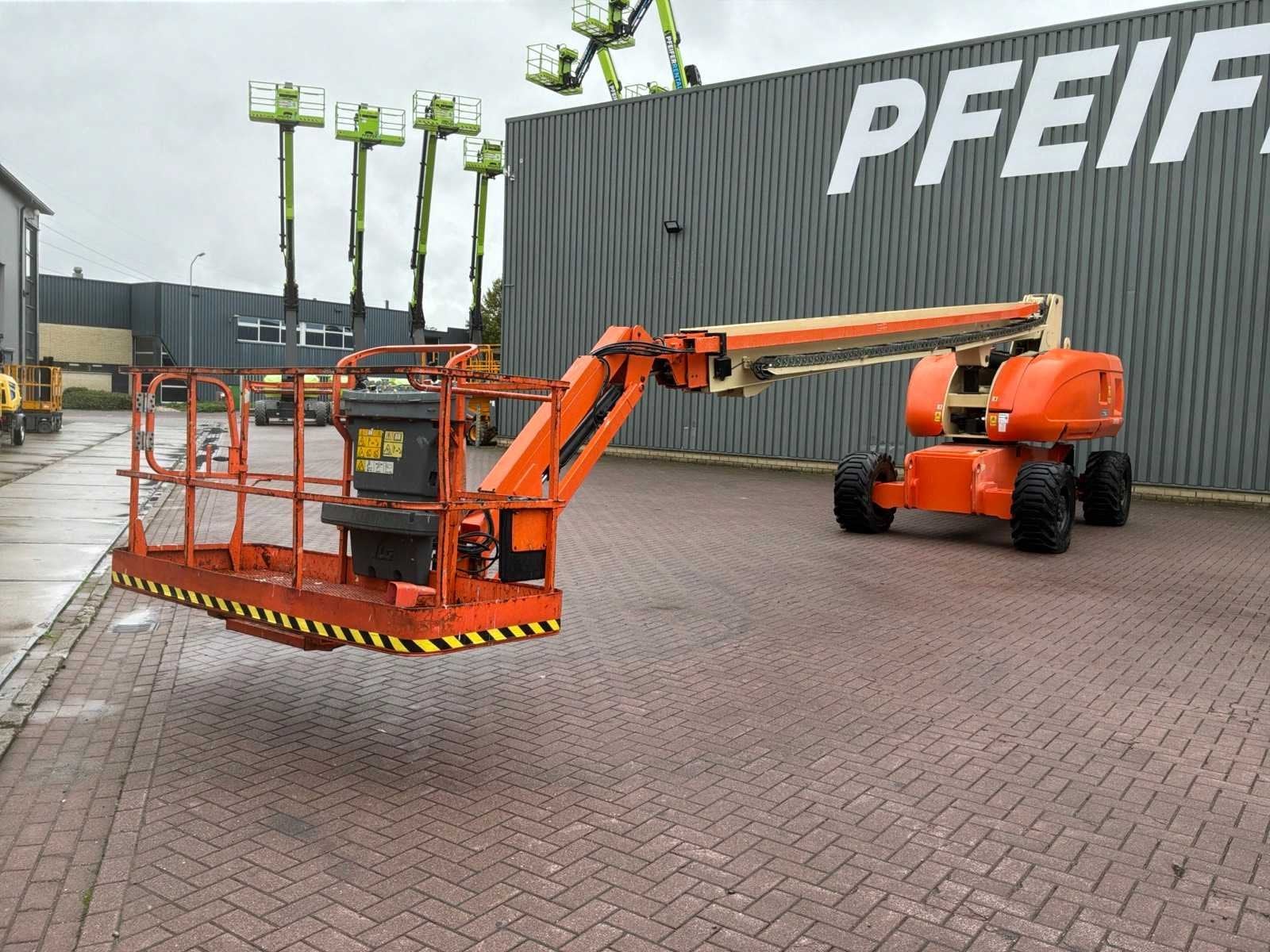JLG 860SJ Hoogwerker