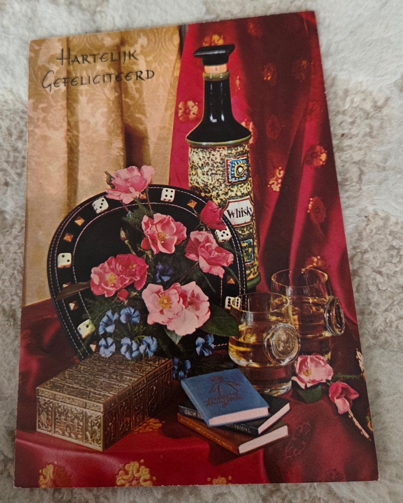 'Hartelijk Gefeliciteerd' met whisky en rozen, Verzamelen, Verzenden, 1960 tot 1980, Gelopen, Overige thema's