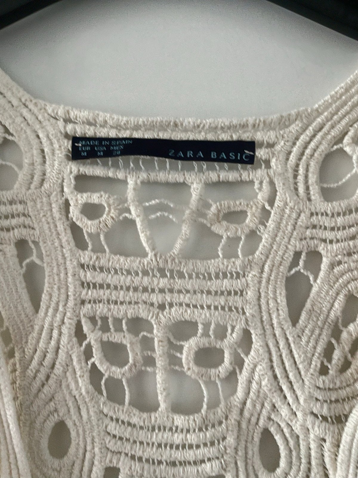 Zara Basic gehaakt vestje maat M, Kleding | Dames, Ophalen of Verzenden, Zo goed als nieuw, Maat 38/40 (M), Beige