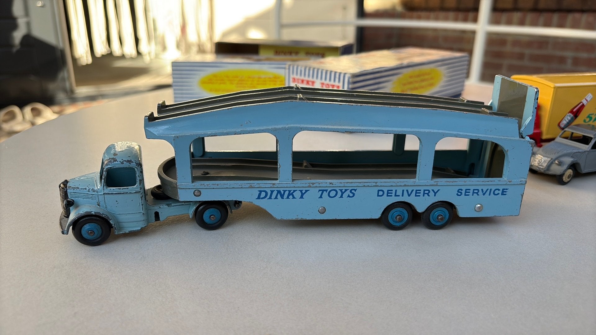 DINKY TOYS AUTOTRANSPORTER 6 revits zeldzaam model !! Nr 582, Ophalen of Verzenden, Gebruikt, Bus of Vrachtwagen, Dinky Toys